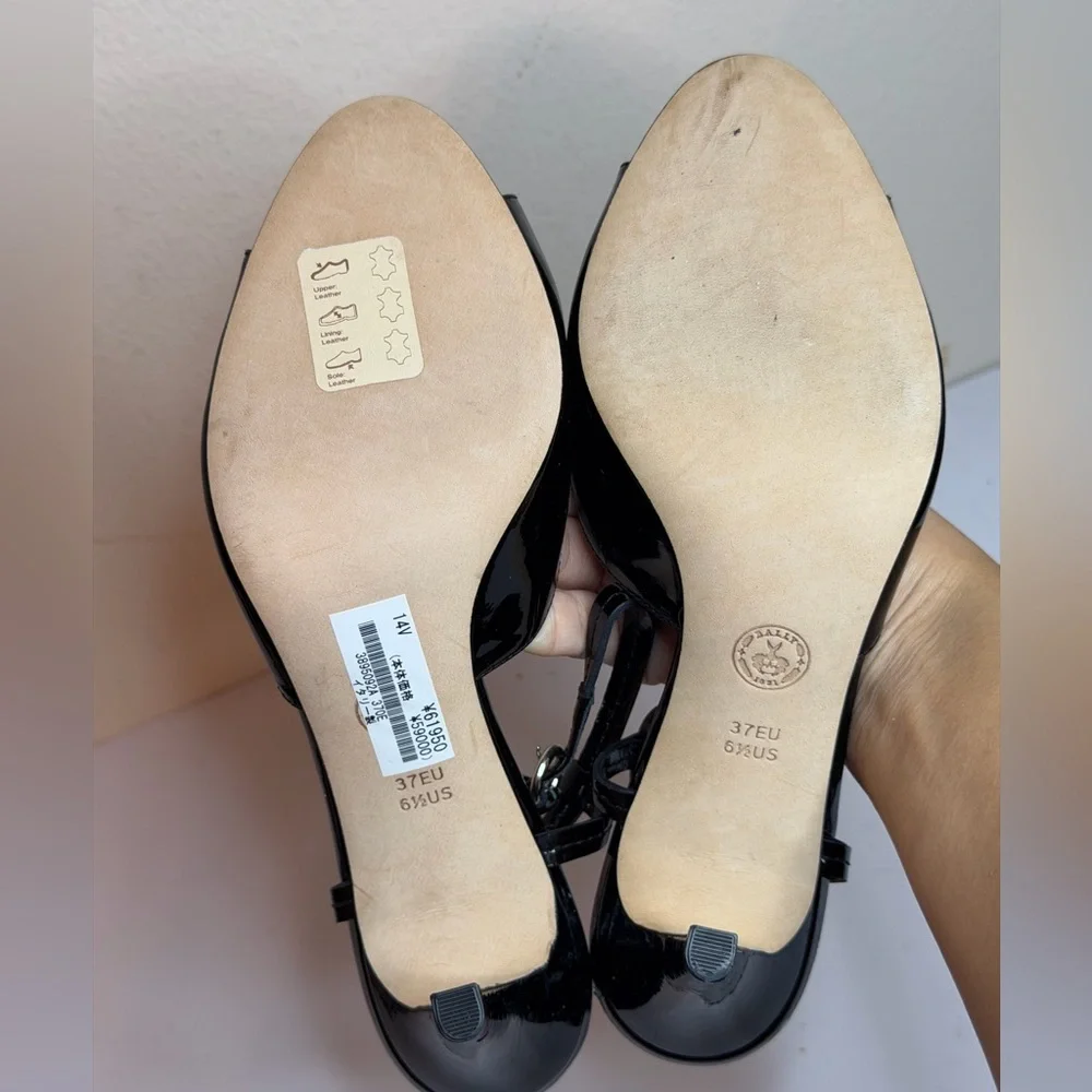 Bally Black Patent Leather Heeled Sandals Size 37 EUR